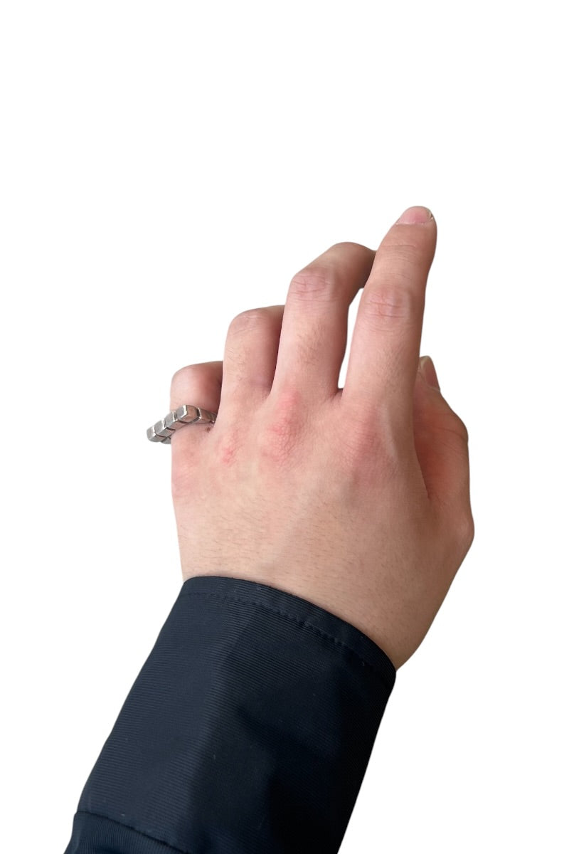 925 SILVER RING / SILVER [SIZE: 11号相当 USED]
