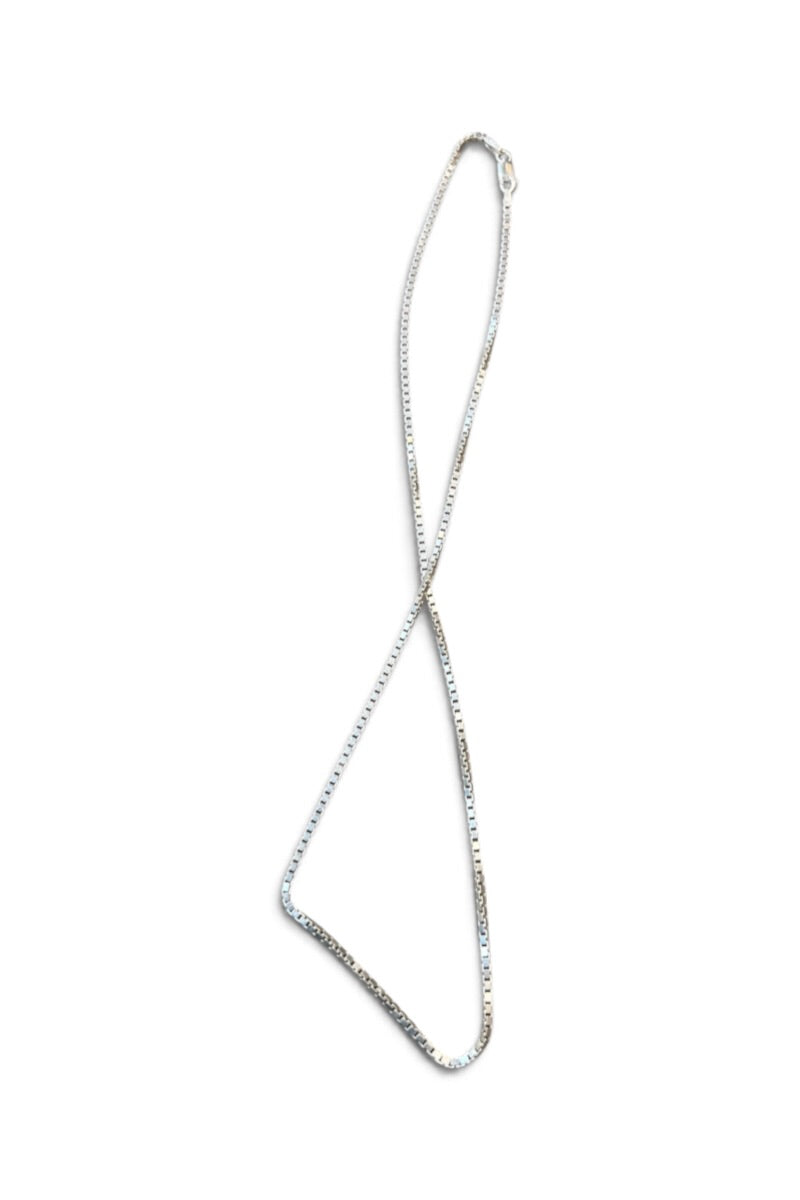 MADE IN ITALY 925 SILVER VENETIAN LINK NECKLACE / SILVER [SIZE: ONE SIZE USED]
