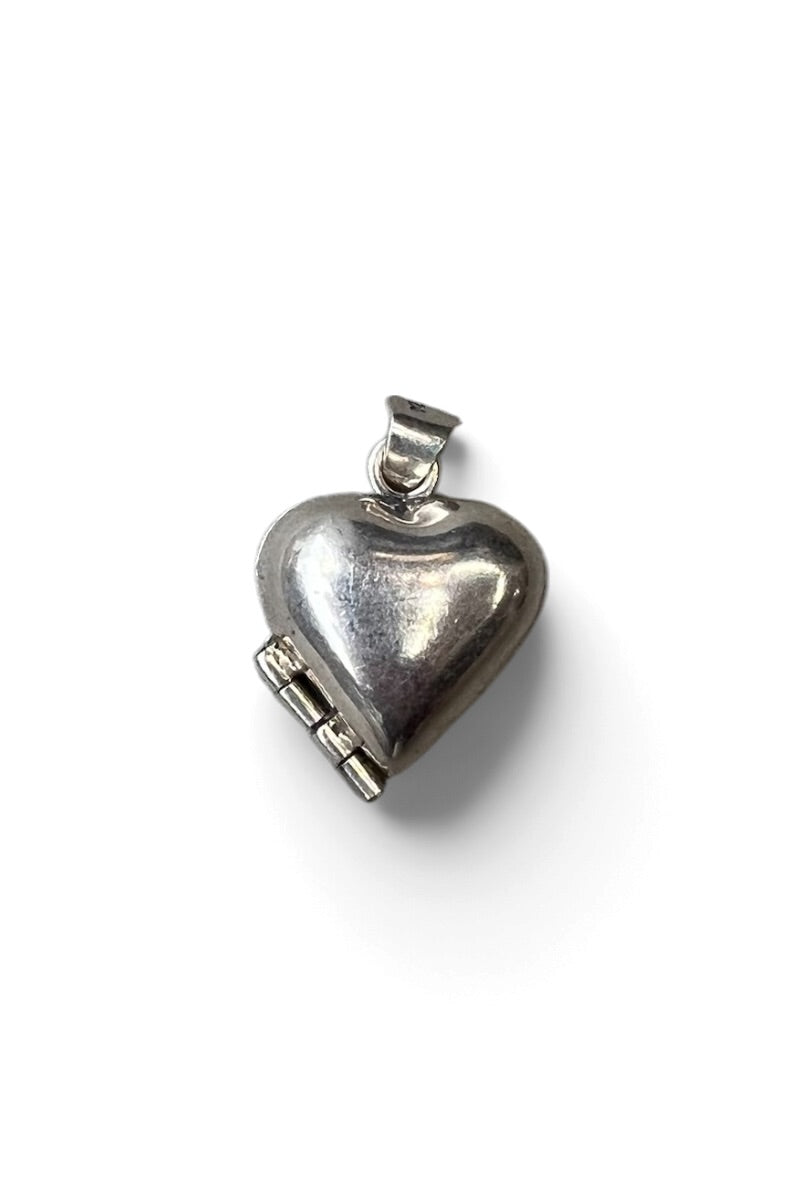 925 SILVER HEART LOCKET PENDANT / SILVER [SIZE: ONE SIZE USED]