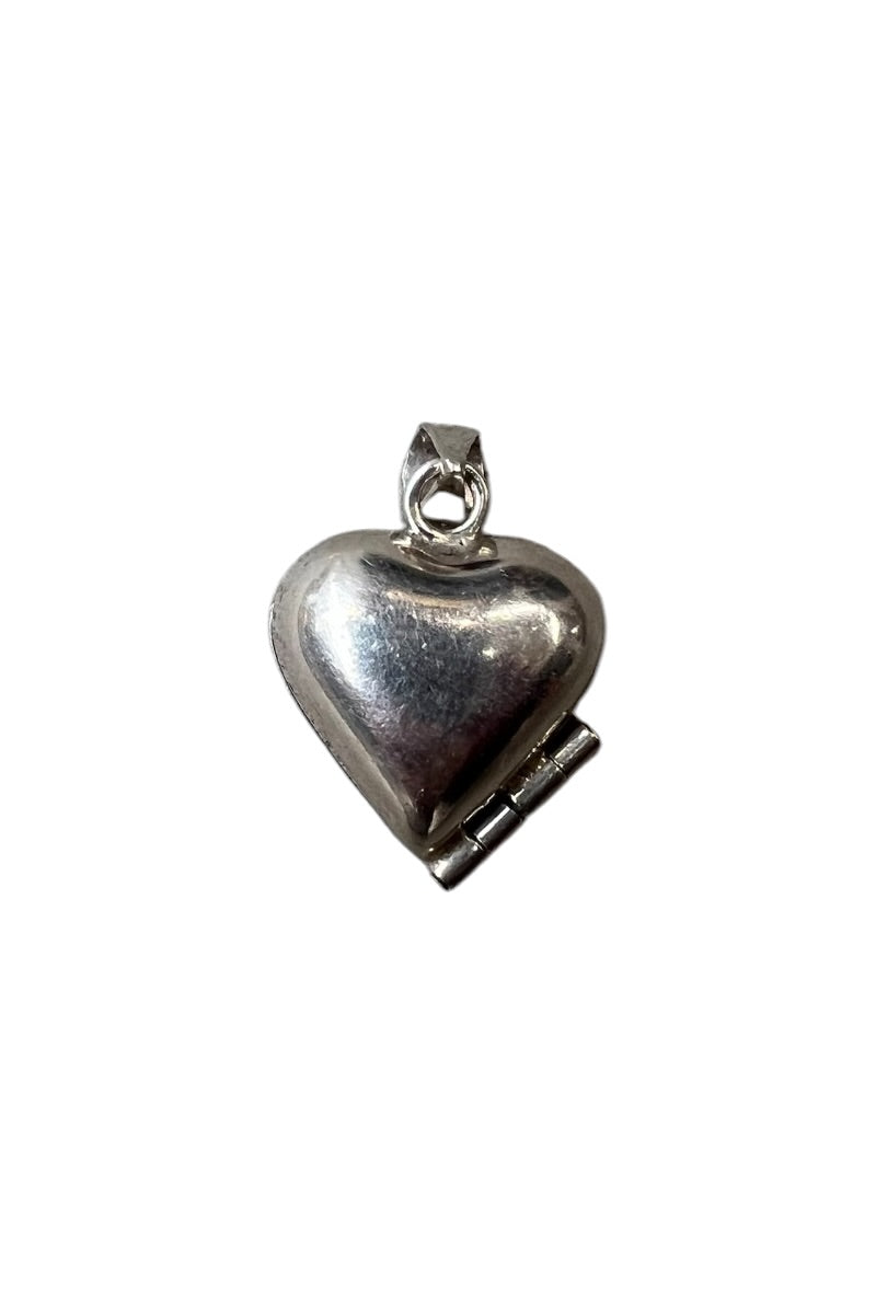 925 SILVER HEART LOCKET PENDANT / SILVER [SIZE: ONE SIZE USED]