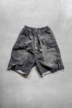 画像をギャラリービューアに読み込む, CARGOBELA TECH DENIM SHORTS / BLACK [SIZE: S USED]
