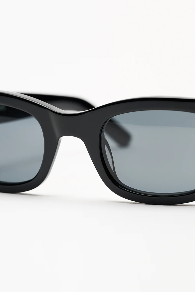 LUBNA / BLACK
