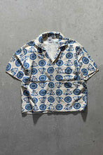画像をギャラリービューアに読み込む, 60-70&#39;S V-NECK DESIGN S/S POLO SHIRT/ BEIGE  [SIZE:M USED]
