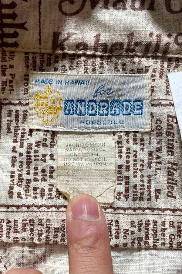 MADE IN HAWAII 70-80'S OPEN COLLAR LINEN COTTON NEWSPAPER DESIGN S/S SHIRT/ WHITE [SIZE:L USED]