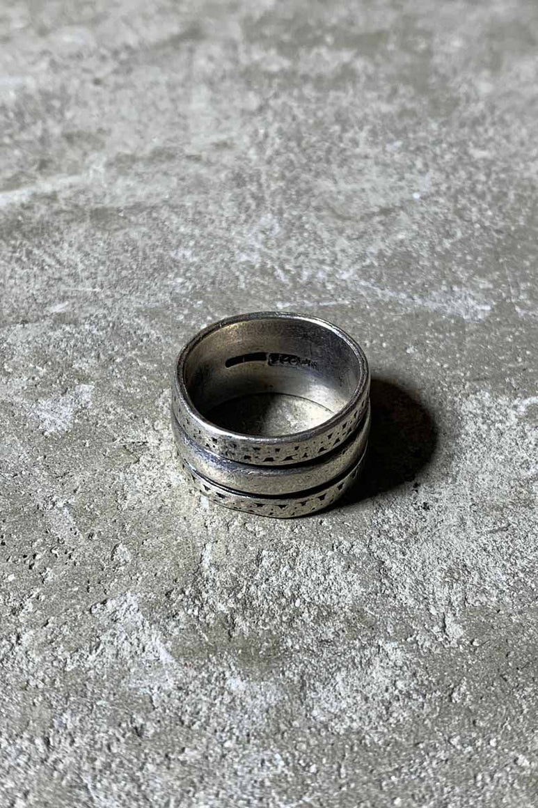 925 SILVER RING  [SIZE: 18号相当 USED]