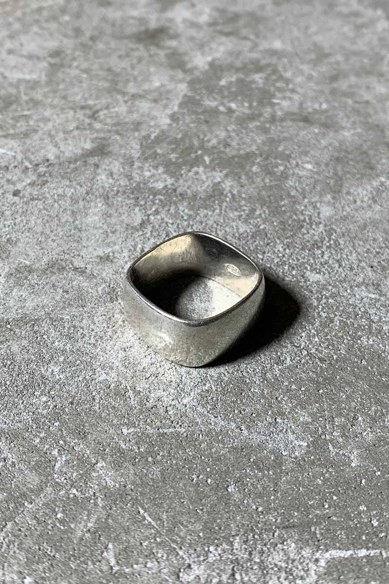 925 SILVER RING [SIZE: 19号相当 USED]