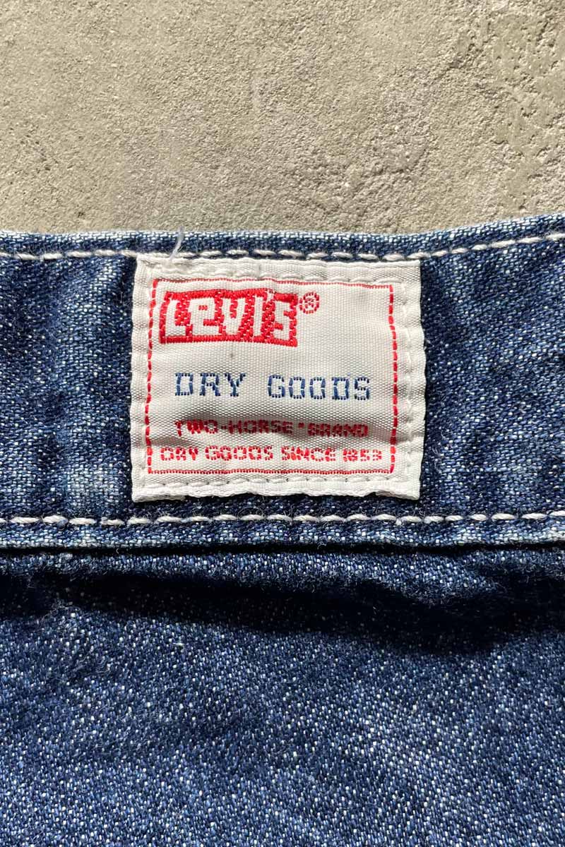 99'S DENIM SHORTS / BLUE [SIZE: W30 USED]