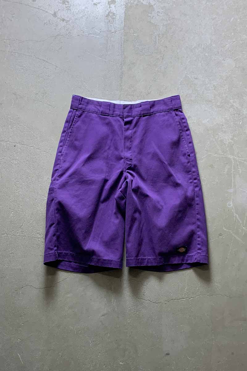 LOOSE FIT SHORTS / PURPLE [SIZE: 32 USED]