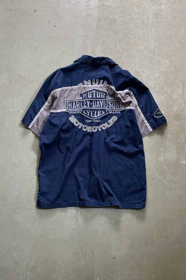 S/S OPEN COLLAR BACK LOGO EMBROIDERY SHIRT / NAVY [SIZE: XL USED]