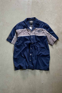 S/S OPEN COLLAR BACK LOGO EMBROIDERY SHIRT / NAVY [SIZE: XL USED]