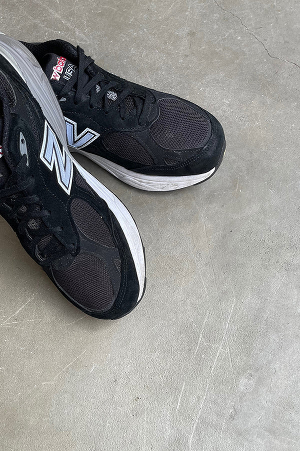 MADE IN USA M990 BS3 SNEAKERS / BLACK [SIZE: US9.5 (27.5cm) USED]