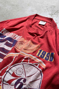 MADE IN USA 90'S 76ERS PRINT T-SHIRT / RED [SIZE: L USED]
