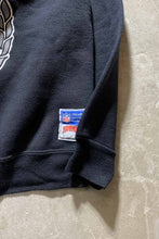 画像をギャラリービューアに読み込む, MADE IN USA 90&#39;S NFL LA RAIDERS PRINT SWEATSHIRT / BLACK [SIZE: M USED]
