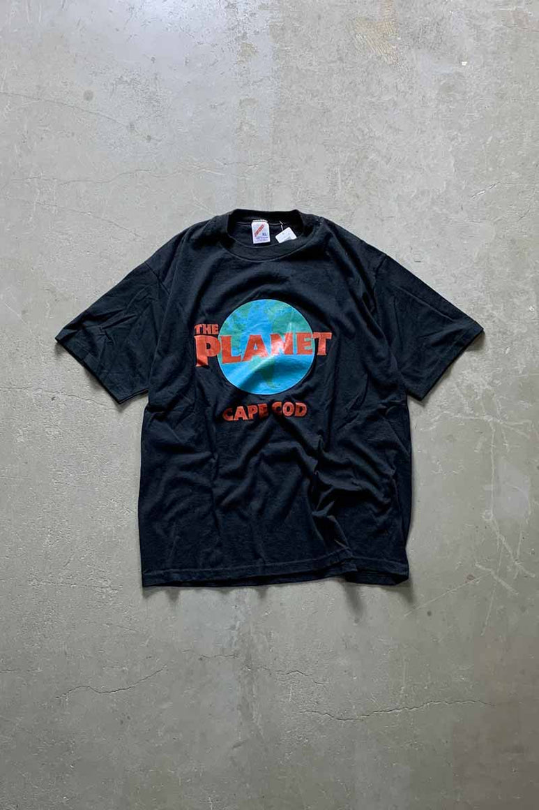 MADE IN USA 80'S S/S THE PLANET CAPE COD PRINT T-SHIRT / BLACK [SIZE: XL USED]