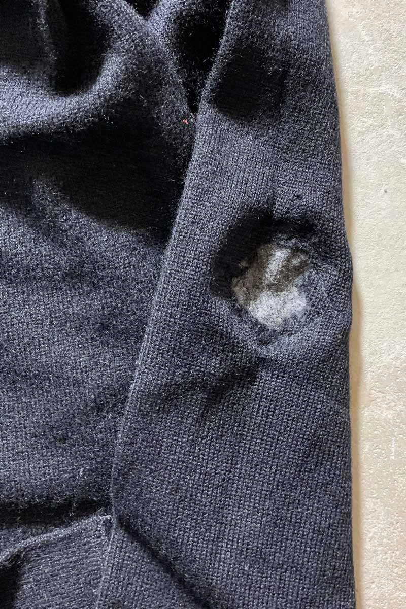 CASHMERE KNIT CARDIGAN / BLACK [SIZE: S USED]