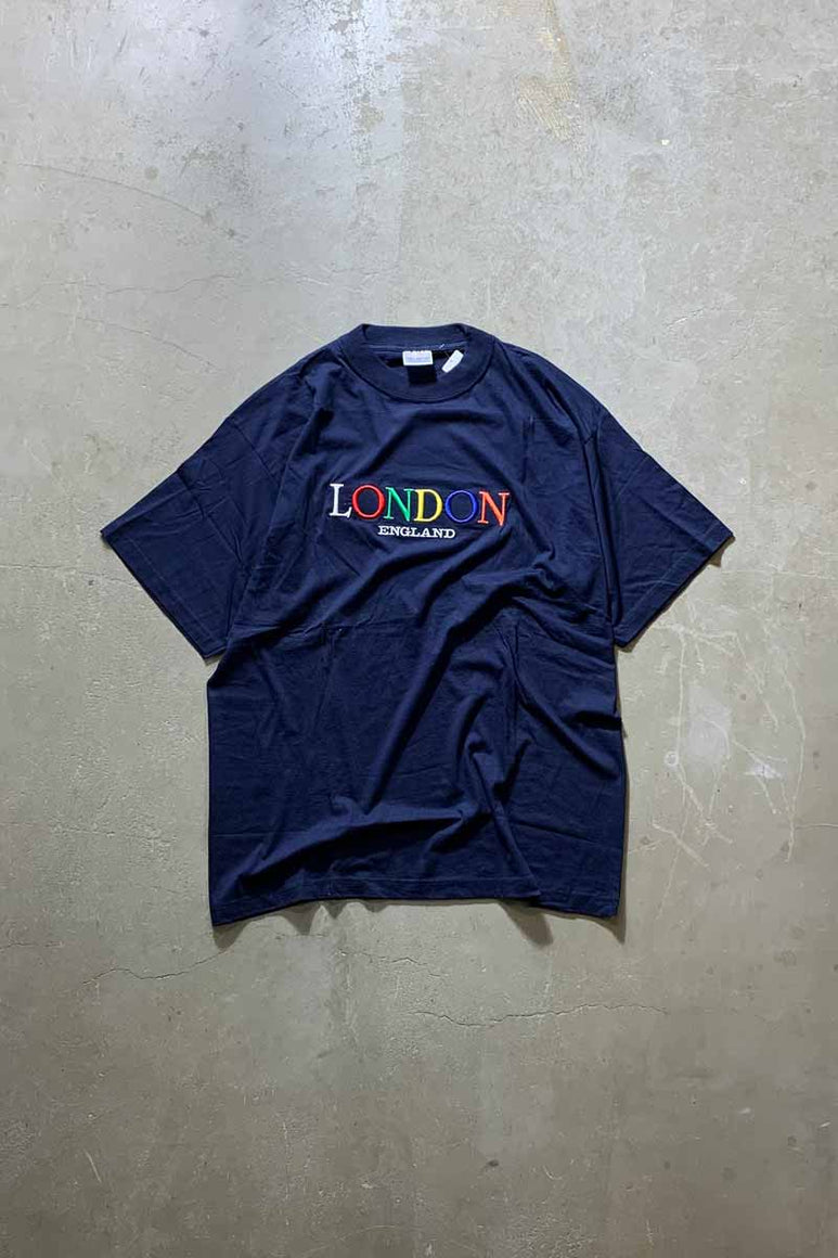 S/S LONDON COLOR EMBROIDERY T-SHIRT / NAVY [SIZE: 2XL USED]