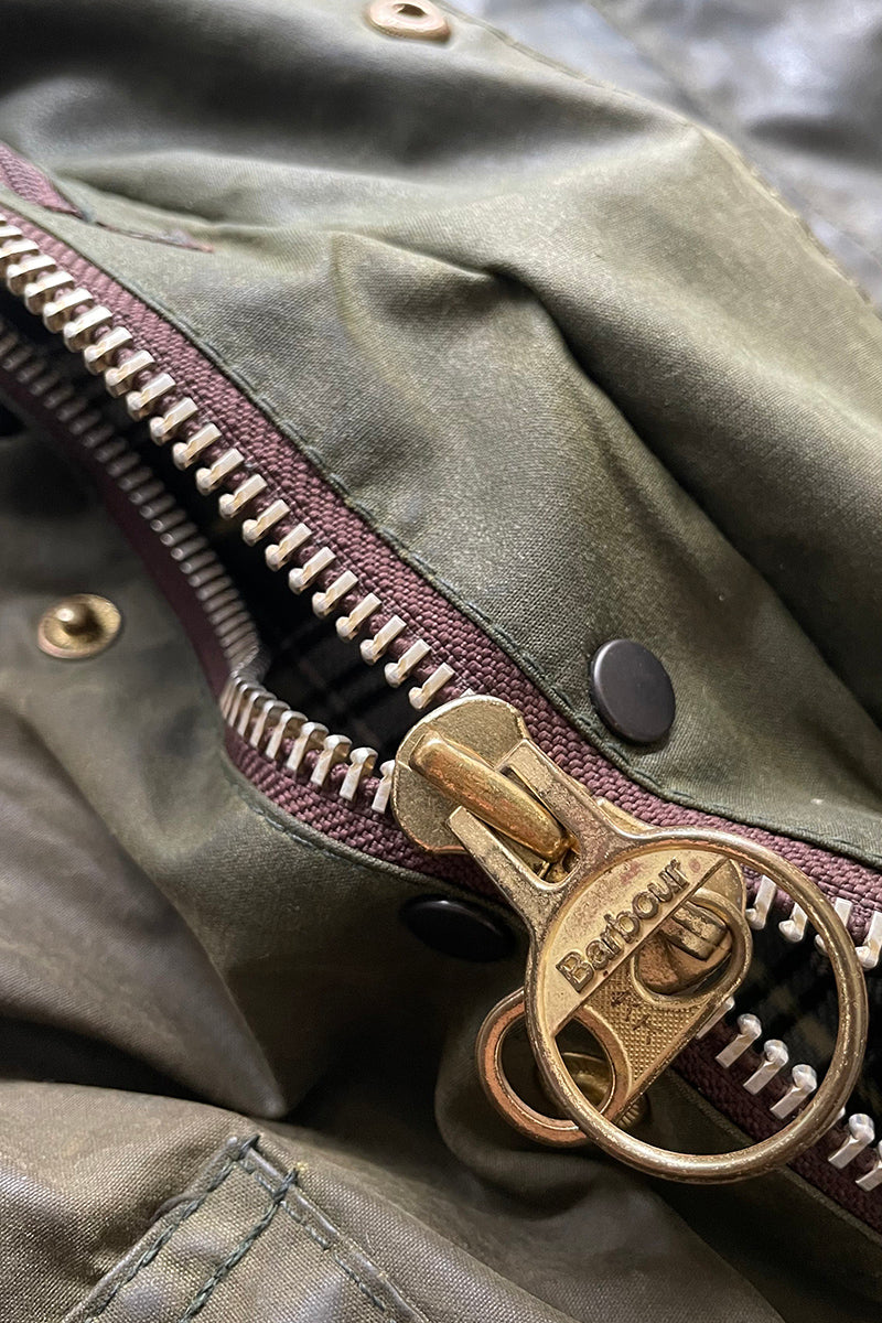 MADE IN ENGLAND CLASSIC BEAUFORT OIL WAXED JACKET / KHAKI [SIZE:L相当 USED]