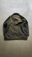 画像をギャラリービューアに読み込む, MADE IN ENGLAND CLASSIC BEAUFORT OIL WAXED JACKET / KHAKI [SIZE:L相当 USED]
