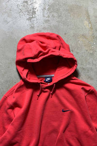 LOGO ONE POINT SWEAT HOODIE / RED [SIZE: L USED]