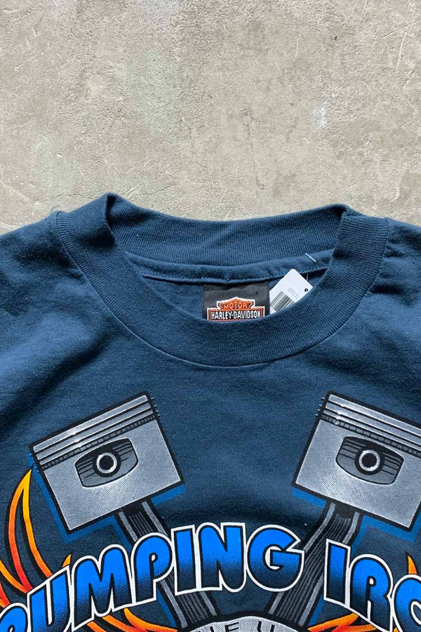 MADE IN USA 93'S S/S PUMPING IRON PRINT MOTOR CYCLE T-SHIRT / BLUE GREEN [SIZE: L USED]