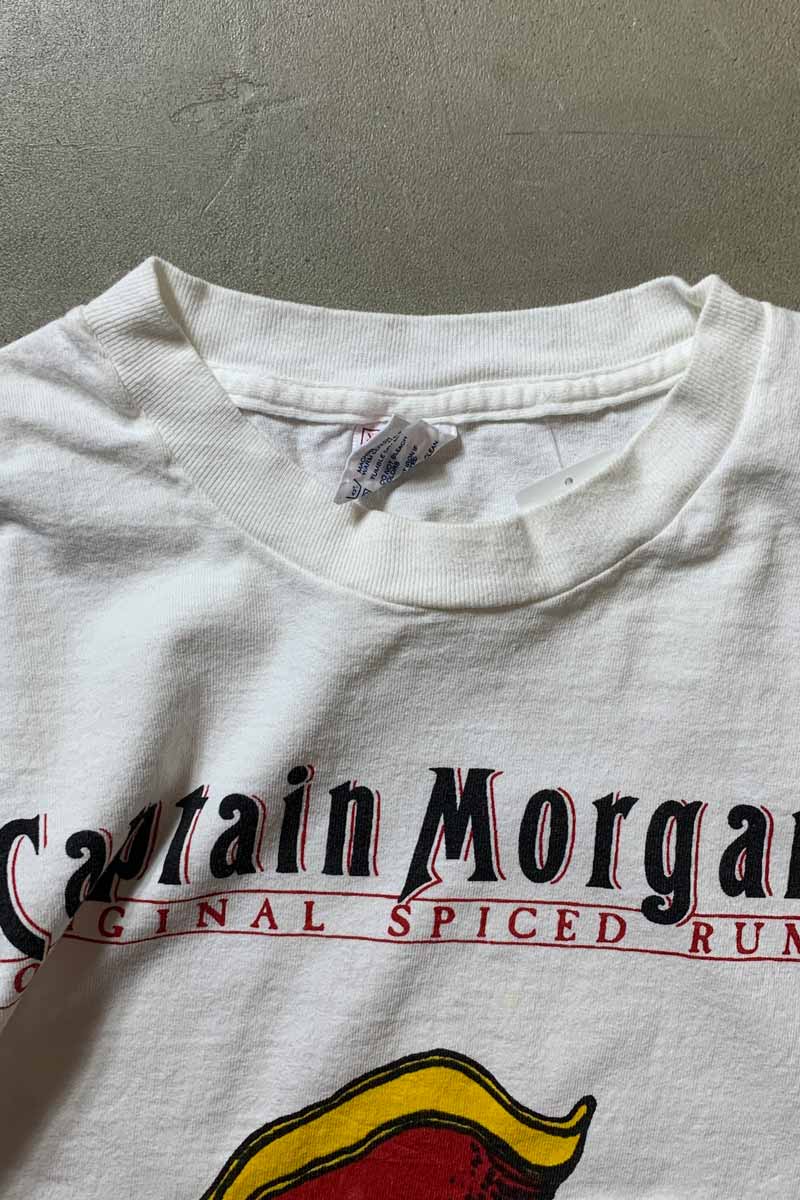 MADE IN USA 90'S S/S CAPTAIN MORGAN PRINT T-SHIRT / WHITE [SIZE: XL USED]