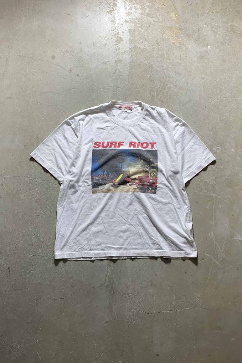 MADE IN USA S/S SURF RIOT PRINT T-SHIRT / WHITE [SIZE: XL USED]