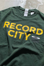 画像をギャラリービューアに読み込む, S/S RECORD CITY PRINT T-SHIRT /  GREEN [SIZE: M USED]
