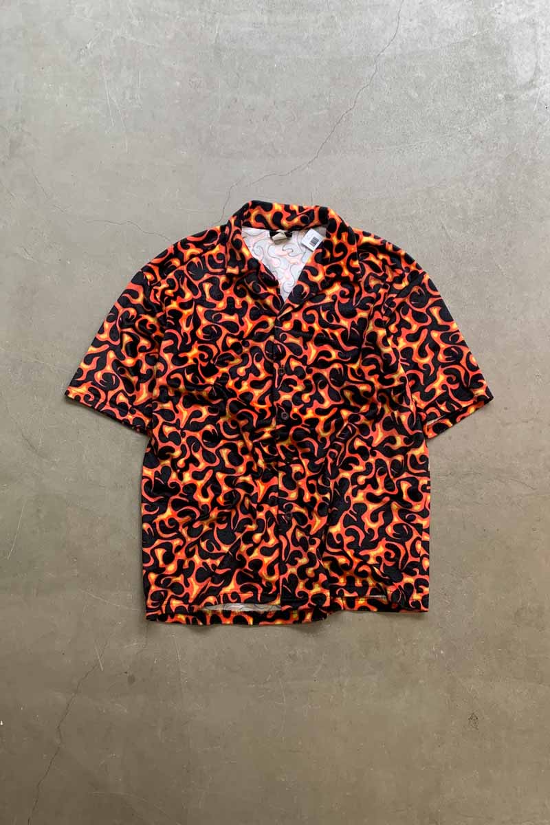 MADE IN USA 90'S S/S OPEN COLLAR FLAME DESIGN VELOR SHIRT / BLACK / RED [SIZE: L USED]