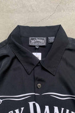 画像をギャラリービューアに読み込む, 90&#39;S S/S JACK DANIEL&#39;S DESIGN POLY SHIRT / BLACK [SIZE: XL USED]
