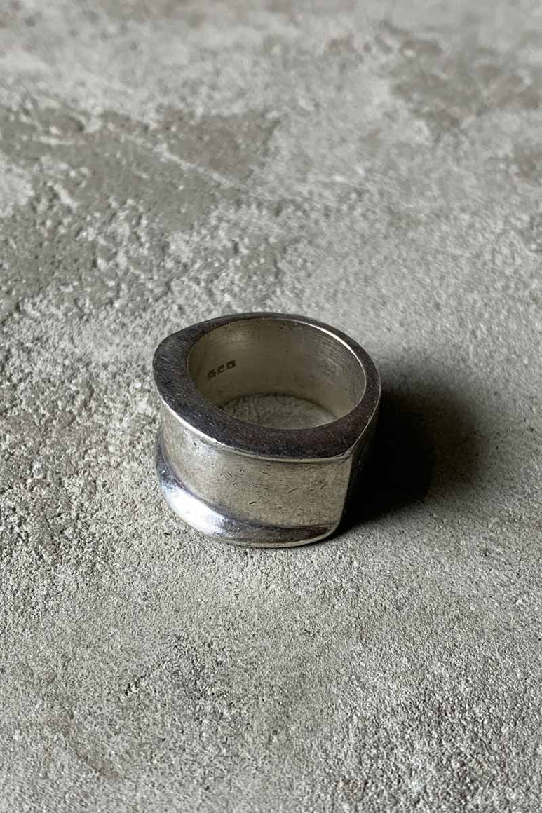 925 SILVER RING [SIZE: 10号相当 USED]