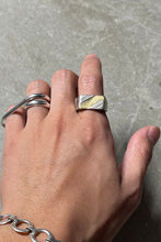 画像をギャラリービューアに読み込む, 925 SILVER RING W/14K GOLD /SILVER [SIZE: 15.5号相当 USED]
