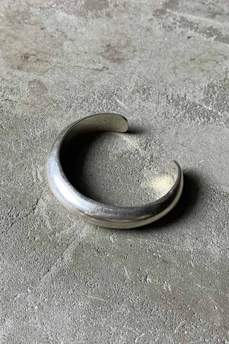 925 SILVER BANGLE [SIZE: ONE SIZE USED]