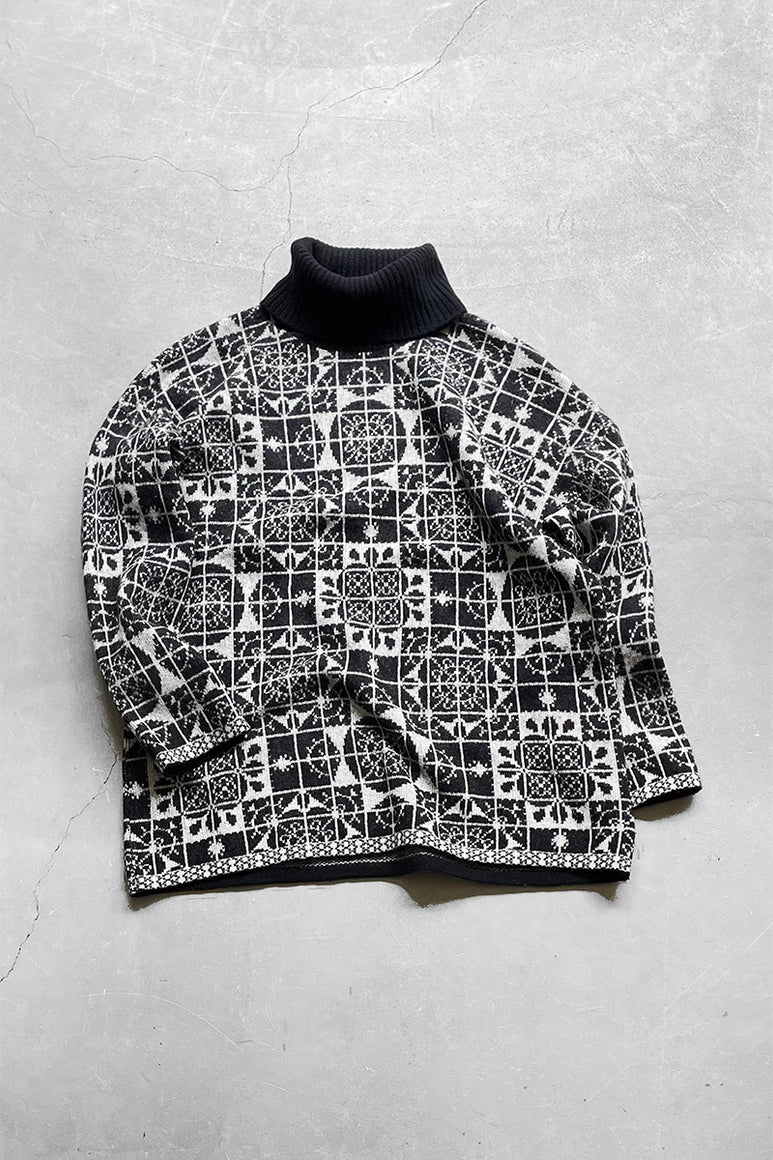 MADE IN ITALY 90'S GEOMETRIC PATTERN TURTLE NECK KNIT SWEATER / PATTERN [SIZE: L USED]