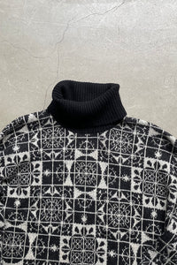 MADE IN ITALY 90'S GEOMETRIC PATTERN TURTLE NECK KNIT SWEATER / PATTERN [SIZE: L USED]
