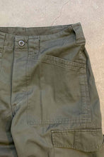 画像をギャラリービューアに読み込む, FATIGUE CARGO PANTS / OLIVE [SIZE: 88-92(S相当) USED]
