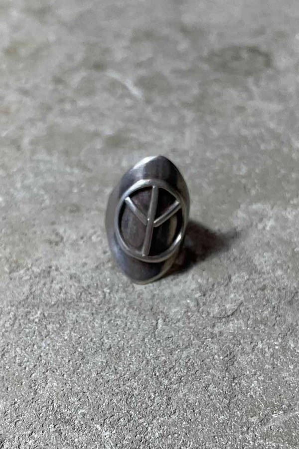 925 SILVER RING / SILVER [SIZE: Equivalent to JP 11 USED]