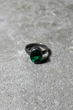 画像をギャラリービューアに読み込む, SILVER RING W/GLASS STONE [SIZE: 19号 USED]
