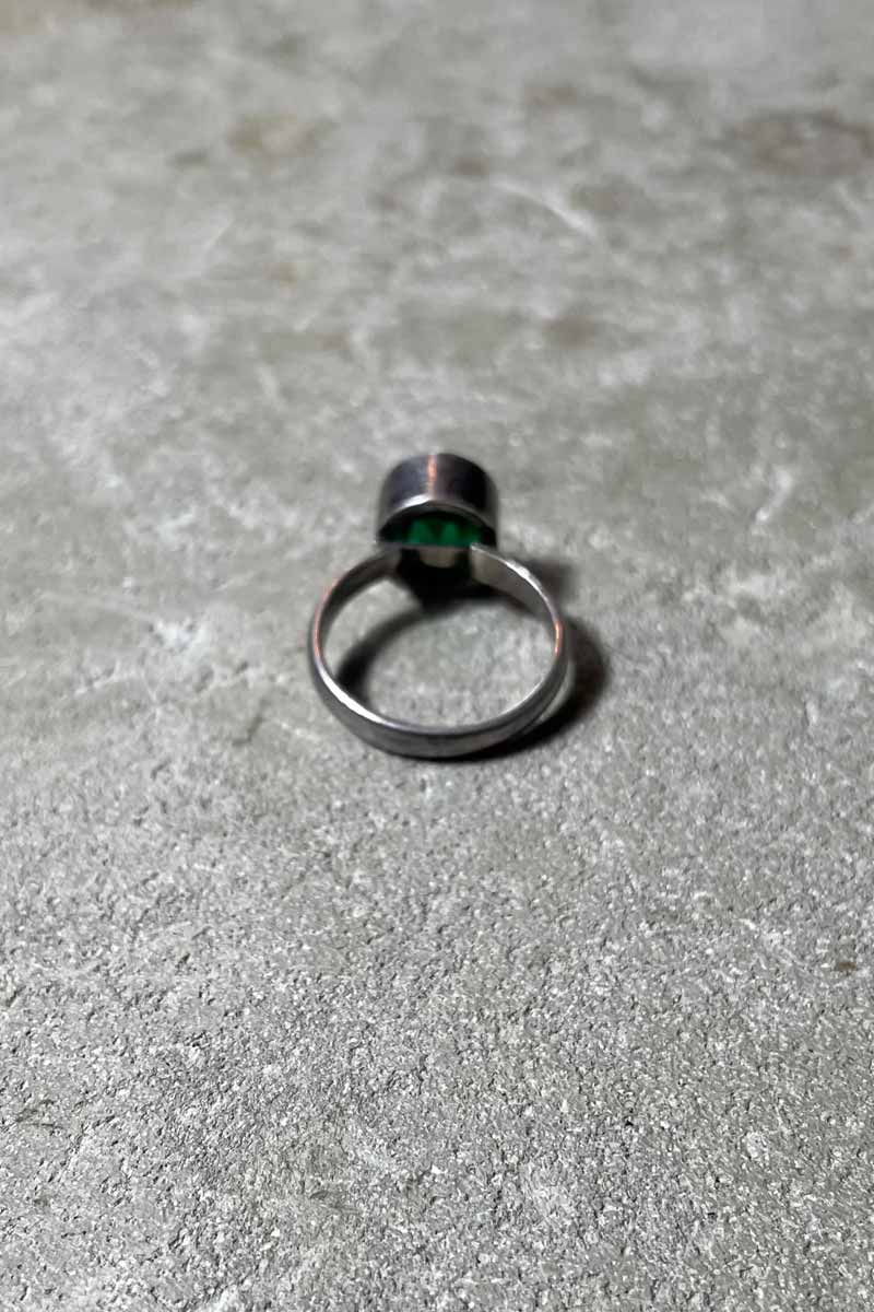 SILVER RING WITH GLASS STONE [SIZE: US 9.5 USED]