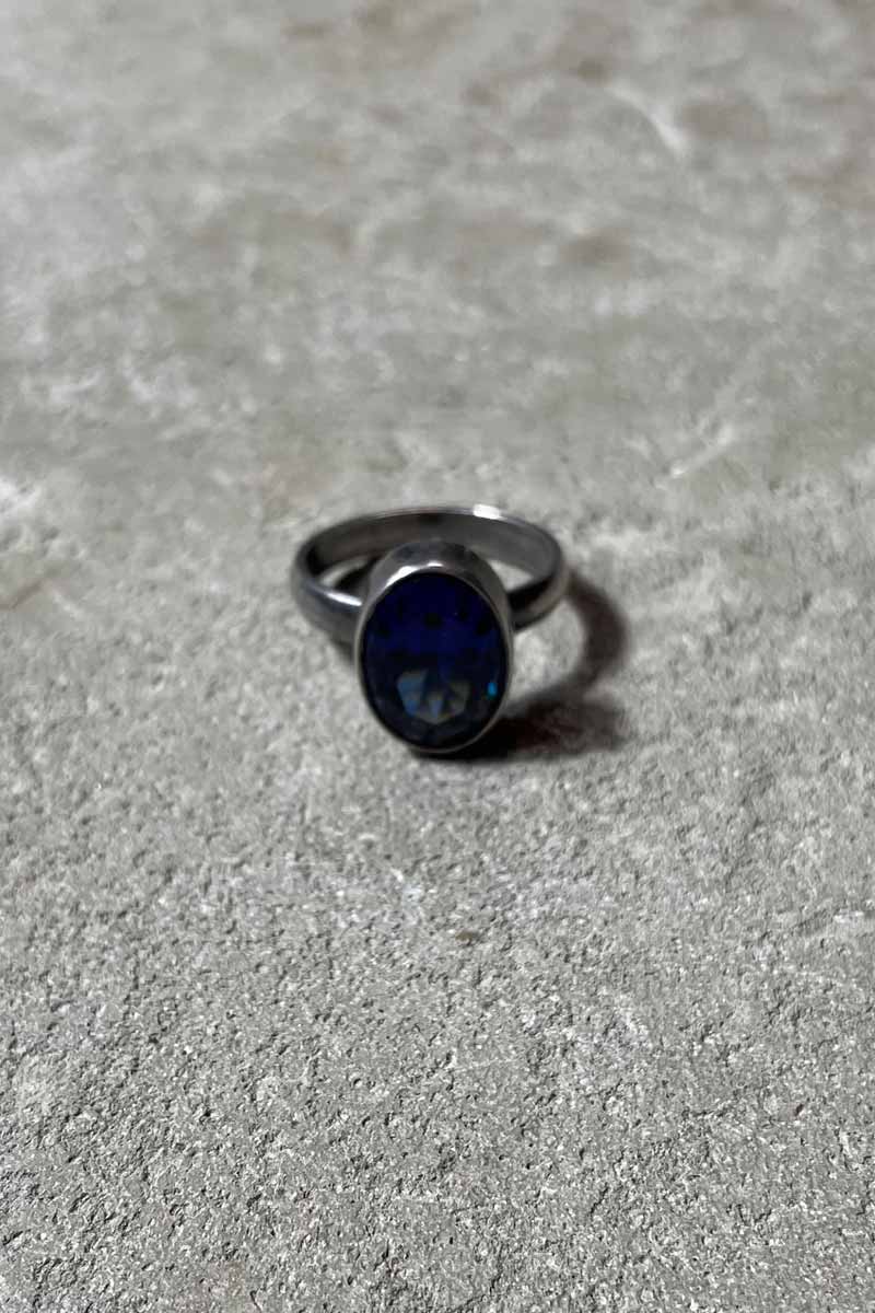 SILVER RING W/GLASS STONE [SIZE: US 8.5 USED]