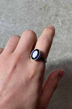 画像をギャラリービューアに読み込む, SILVER RING W/GLASS STONE [SIZE: 17号 USED]
