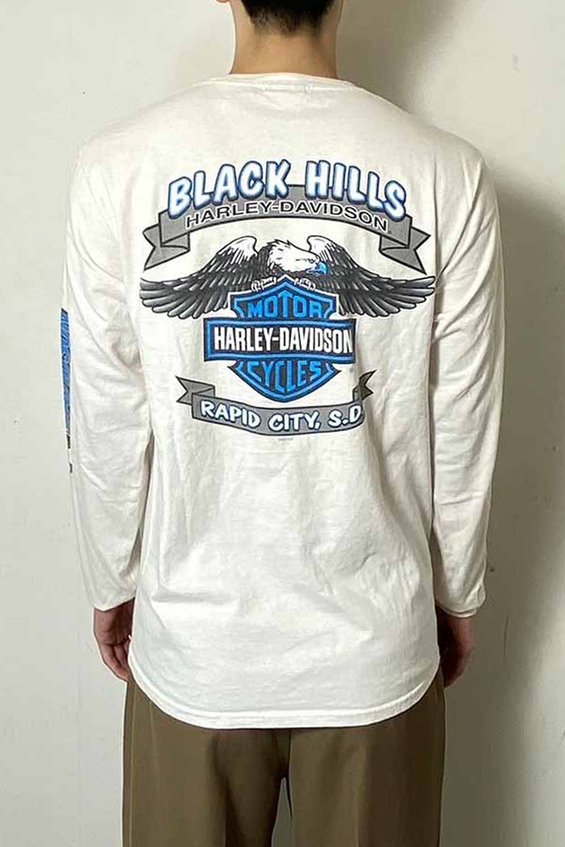 L/S BLACK HILLS BACK PRINT T-SHIRT / WHITE [SIZE: M USED]