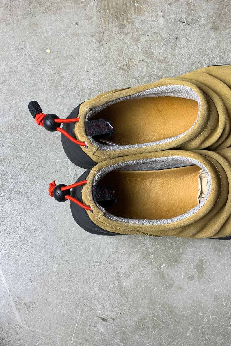 SUEDE CLIMBING SHOES / BEIGE [SIZE: US7.5 (equivalent to 25.5cm) USED]