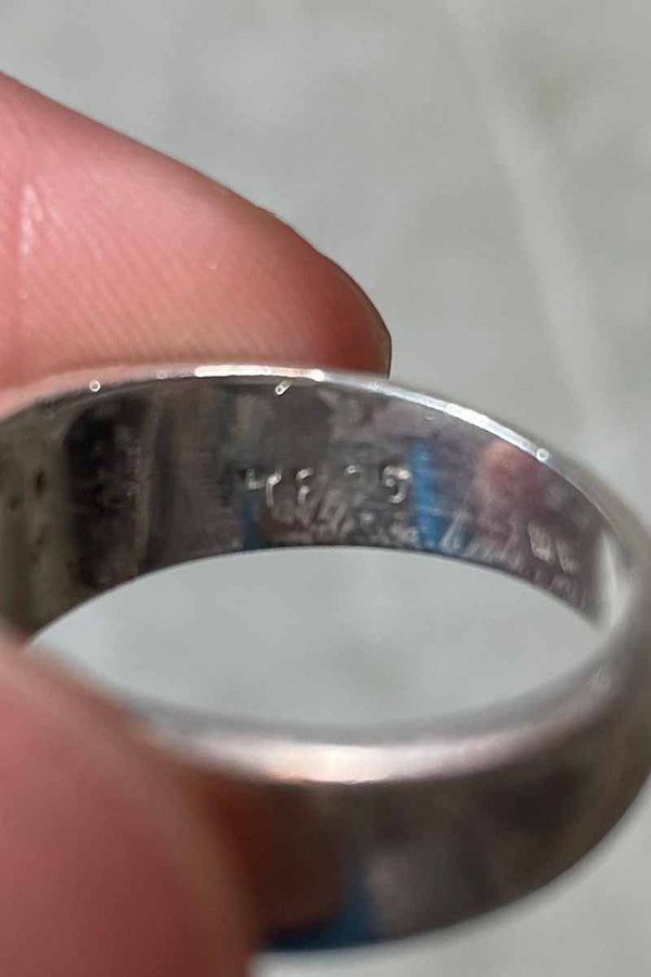 MADE IN MEXICO 925 SILVER RING W/ONYX [SIZE: US 8 1/2 Equivalent USED]