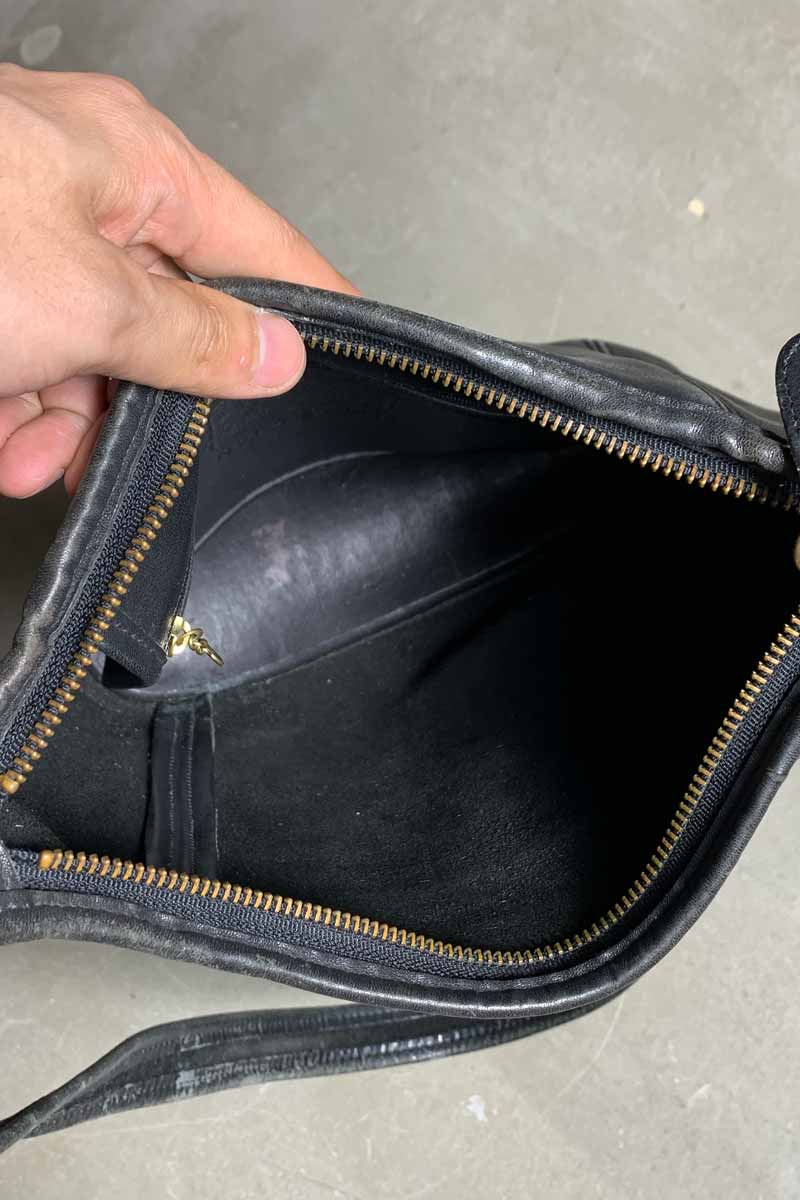 90'S MEDIUM LEATHER SHOULDER BAG / BLACK [SIZE: ONE SIZE USED]