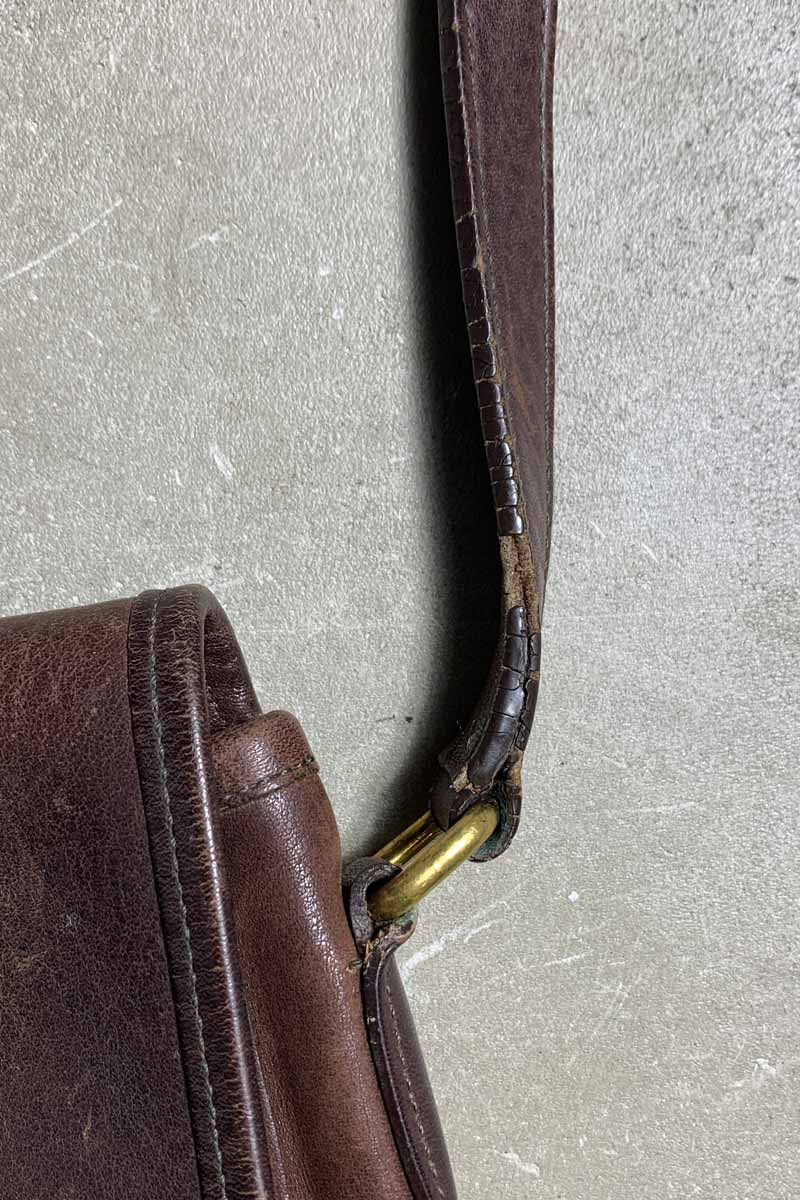 90'S MEDIUM TURN LOCK LEATHER SHOULDER BAG / BROWN [SIZE: ONE SIZE USED]