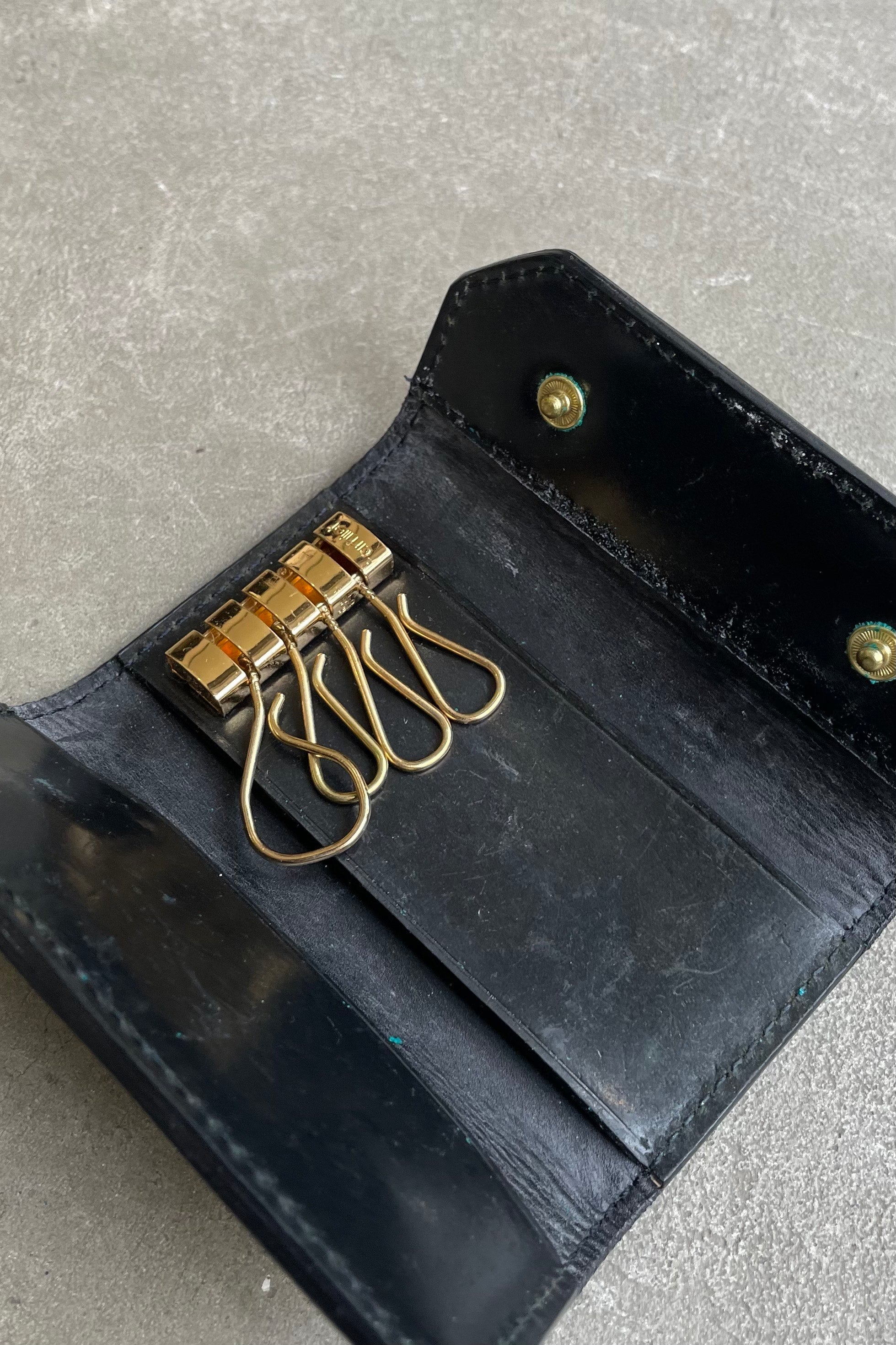HORWEEN SHELL CORDOVAN KEY CASE / BLACK  [SIZE: ONE SIZE USED]