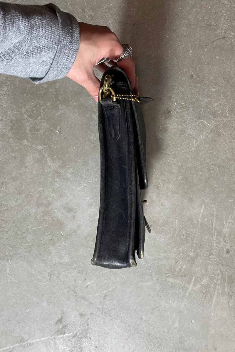 MADE IN USA 90'S MEDIUM TURN LOCK LEATHER SHOULDER BAG / BLACK [SIZE: ONE SIZE USED]