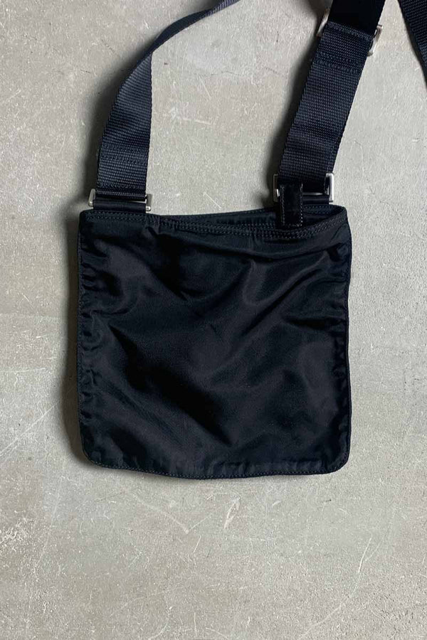 MADE IN ITALY NYLON SMALL SHOULDER BAG / BLACK [SIZE: ONE SIZE USED]