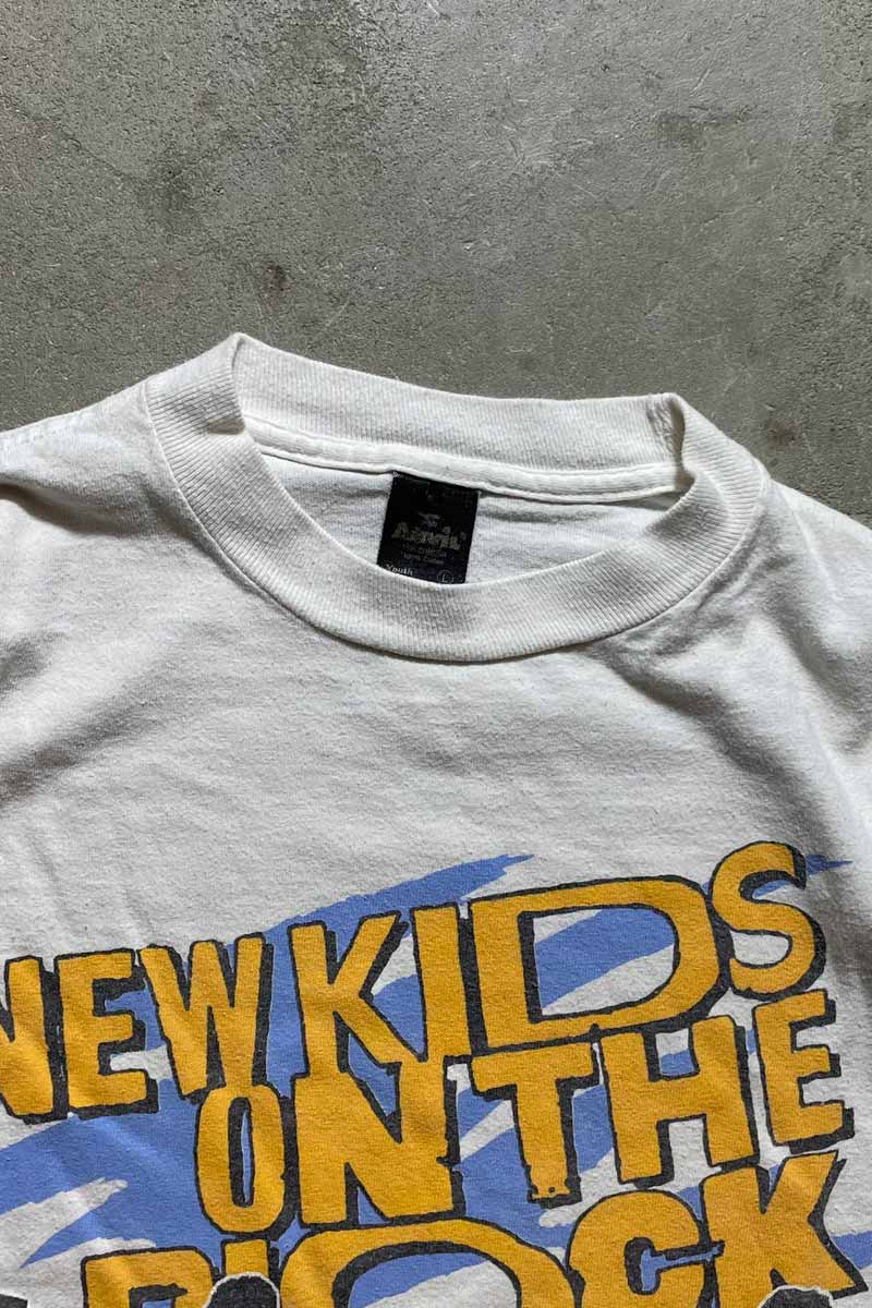 MADE IN USA 89'S NEW KIDS ON THE BLOCK T-SHIRT / WHITE [SIZE: L USED]