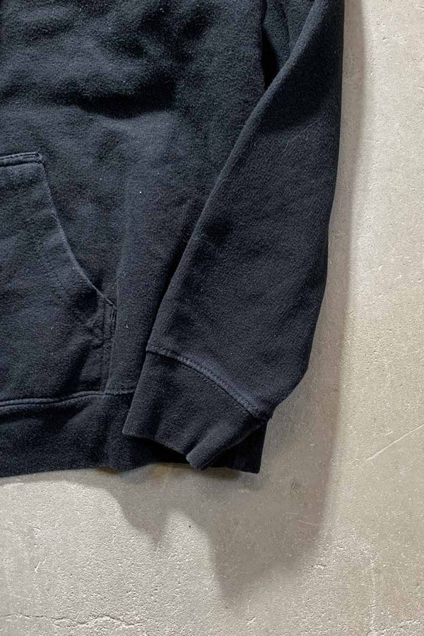 LOGO PRINT SWEAT HOODIE / BLACK [SIZE: XL USED]